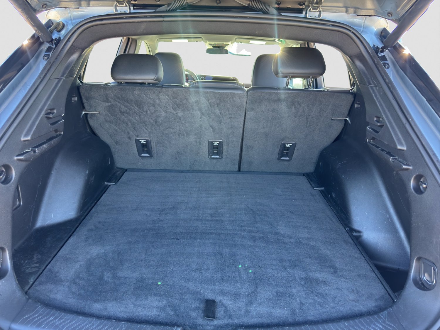 Certified 2024 Chevrolet Equinox EV LT FWD image 19