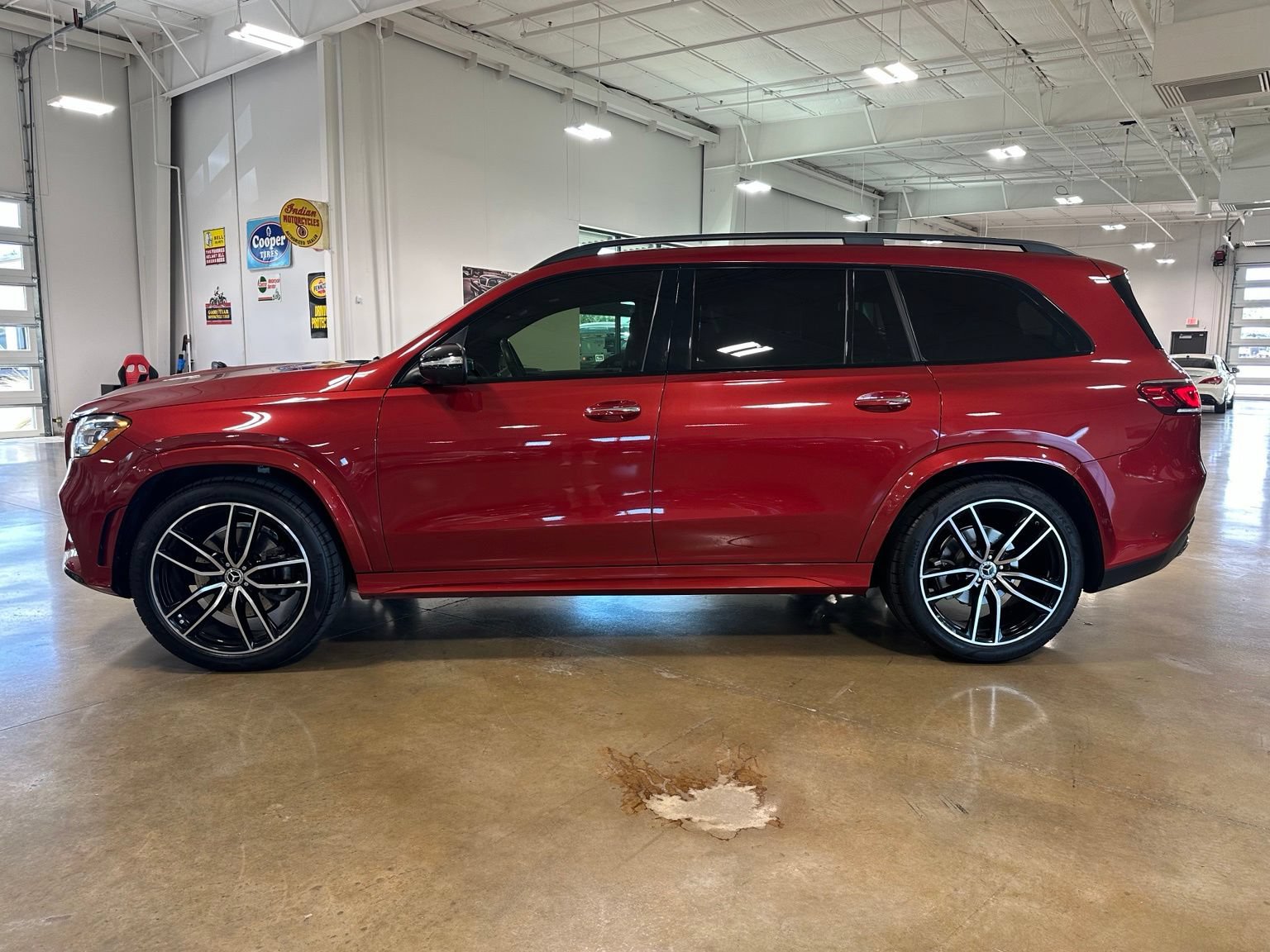 Used 2022 Mercedes-Benz GLS 450 4MATIC image 5