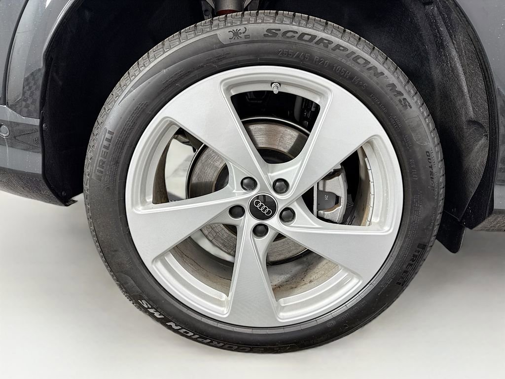 Used 2025 Audi Q5 Premium Plus w/ Premium Plus image 34