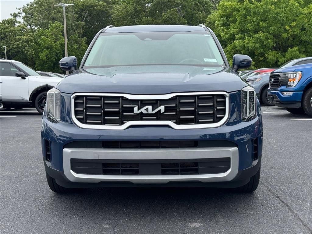 Certified 2024 Kia Telluride S w/ S Sunroof Package FWD image 8