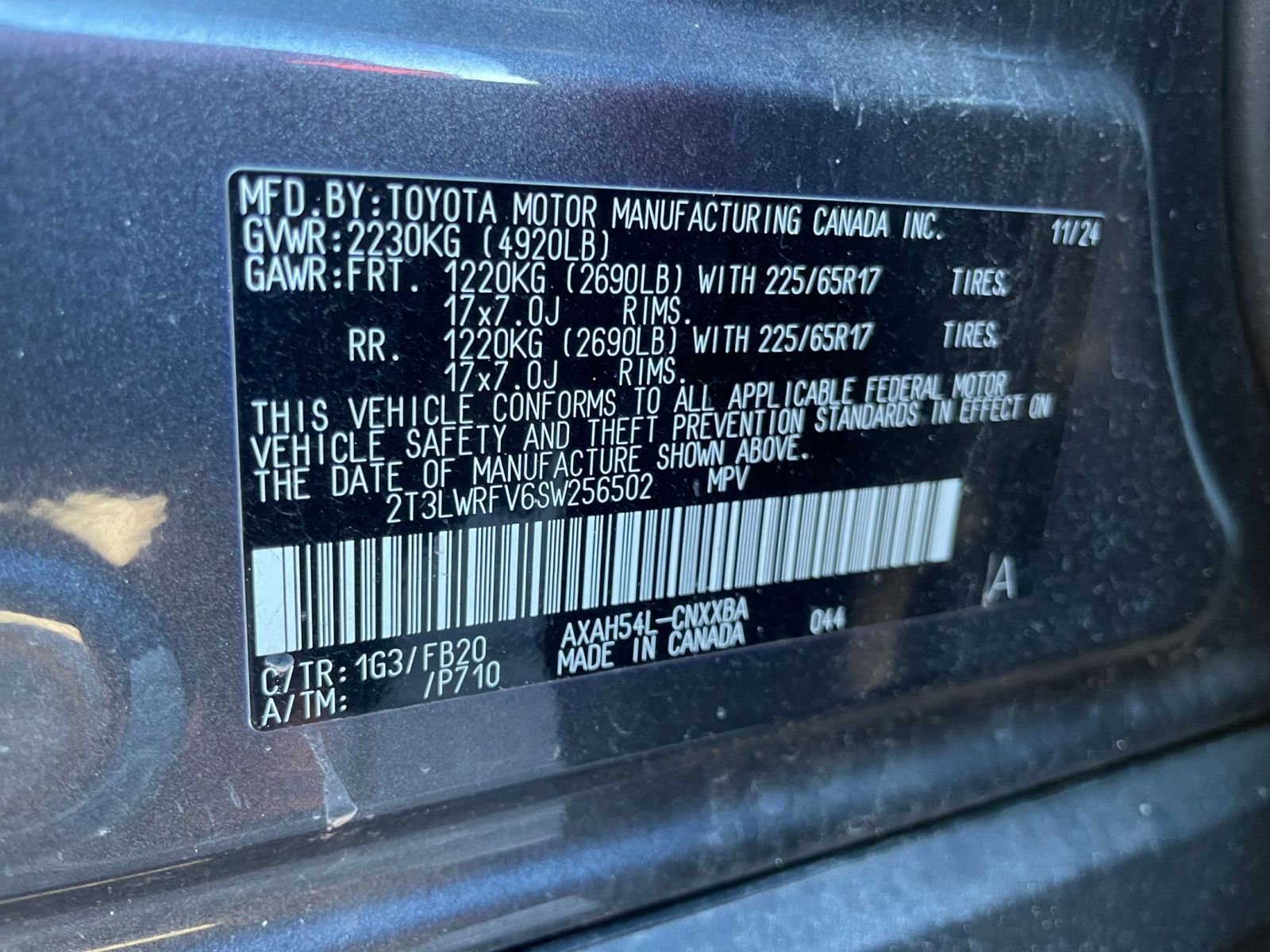 Used 2025 Toyota RAV4 LE image 28