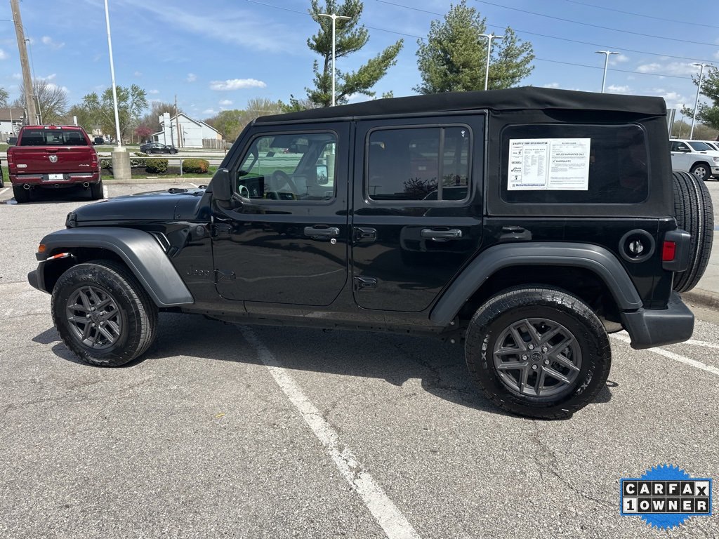 Used 2024 Jeep Wrangler Sport S image 17