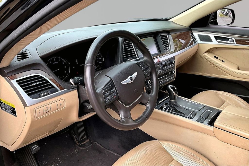 Used 2016 Hyundai Genesis 3.8 RWD image 12