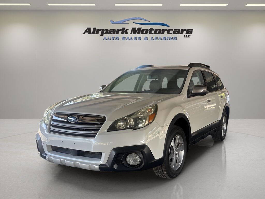 Used 2013 Subaru Outback 3.6R Limited w/ Special Appearance Pkg image 1
