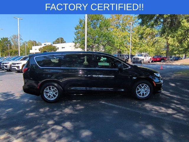 Certified 2026 Chrysler Pacifica Select FWD image 6