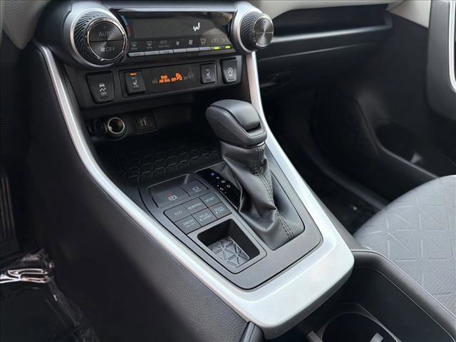 New 2025 Toyota RAV4 XLE image 18