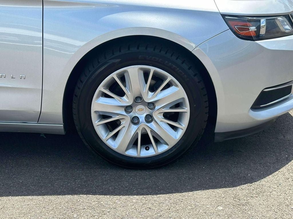 Used 2018 Chevrolet Impala LS FWD image 7