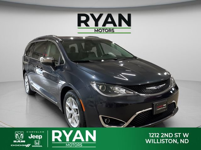 Used 2020 Chrysler Pacifica Limited image 1