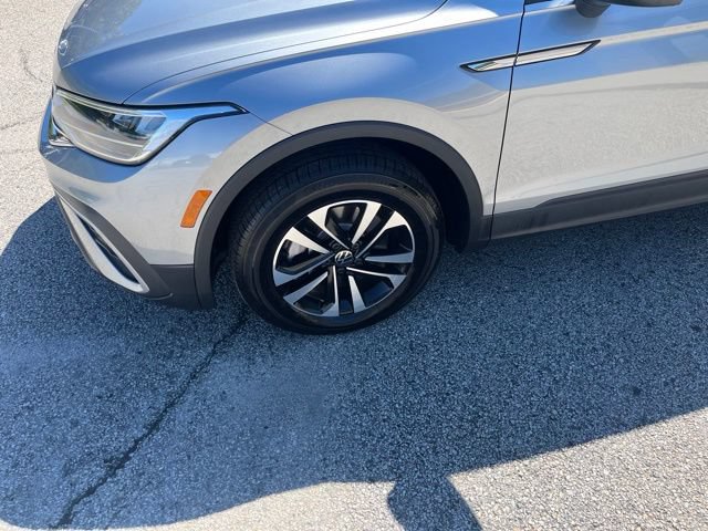 Used 2024 Volkswagen Tiguan S AWD/4WD image 17
