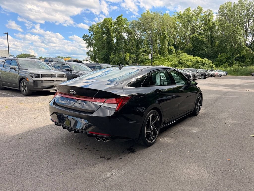 Used 2023 Hyundai Elantra N Line FWD image 3