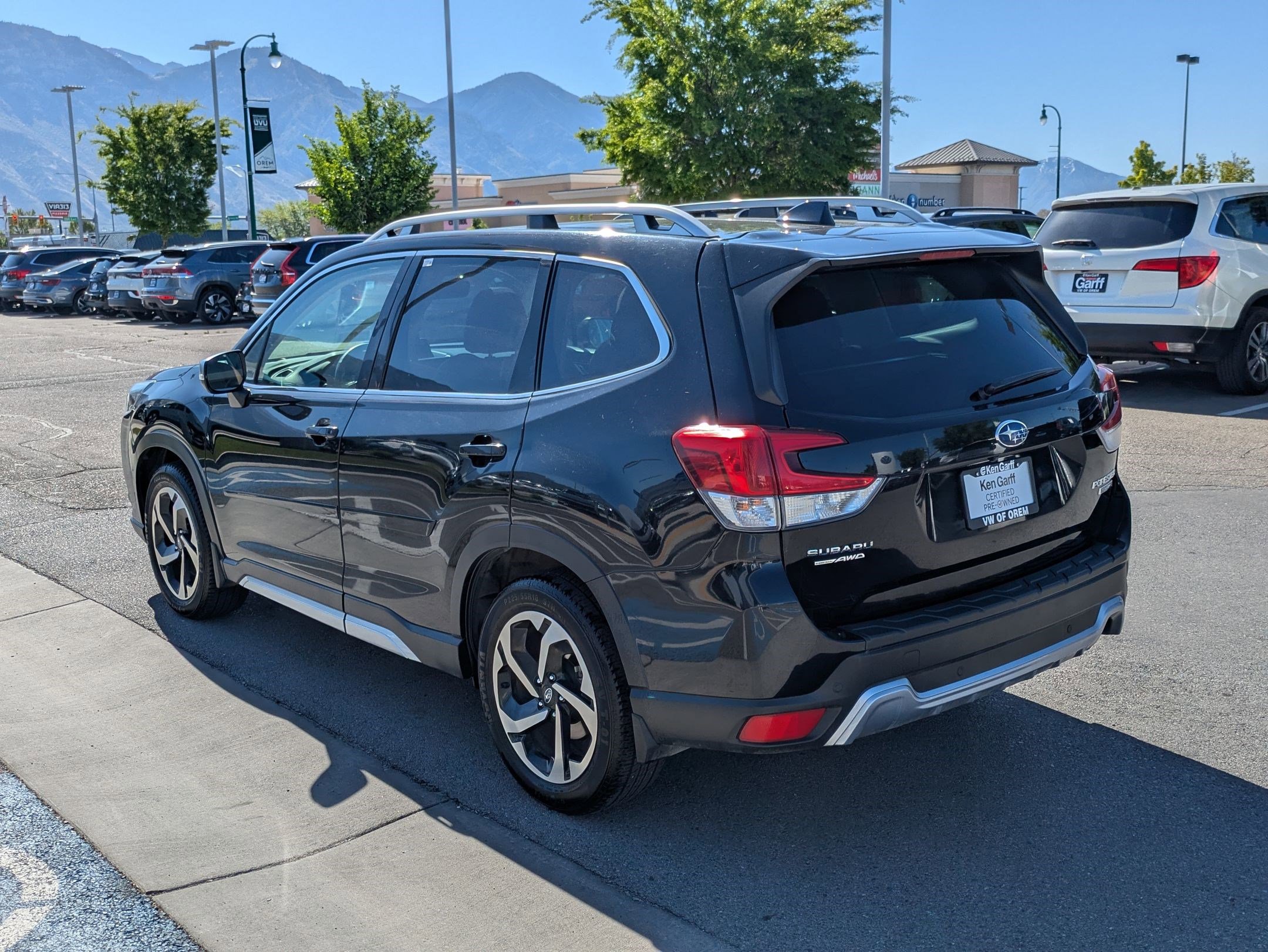 Used 2023 Subaru Forester Touring AWD/4WD image 9