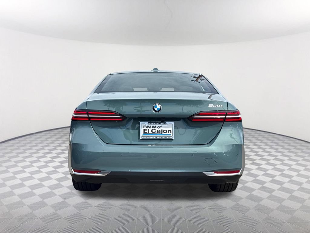 New 2026 BMW 530i w/ Premium Package RWD image 5