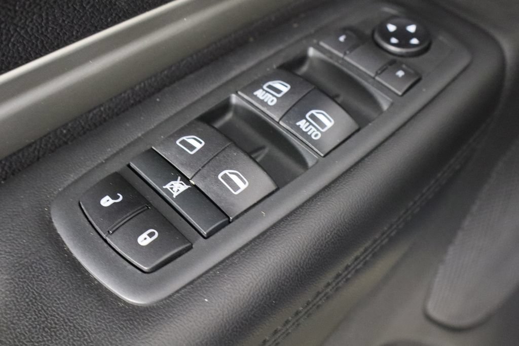 Used 2020 Dodge Durango SXT RWD image 18