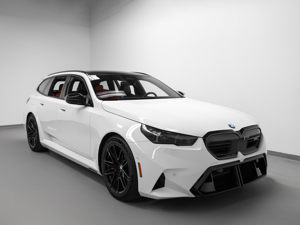 Used 2025 BMW M5 Touring w/ M Driver's Package image 17