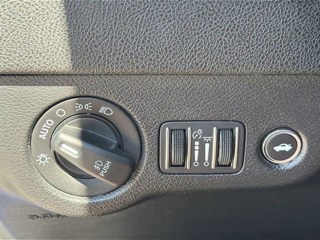 Used 2022 Dodge Charger GT image 31