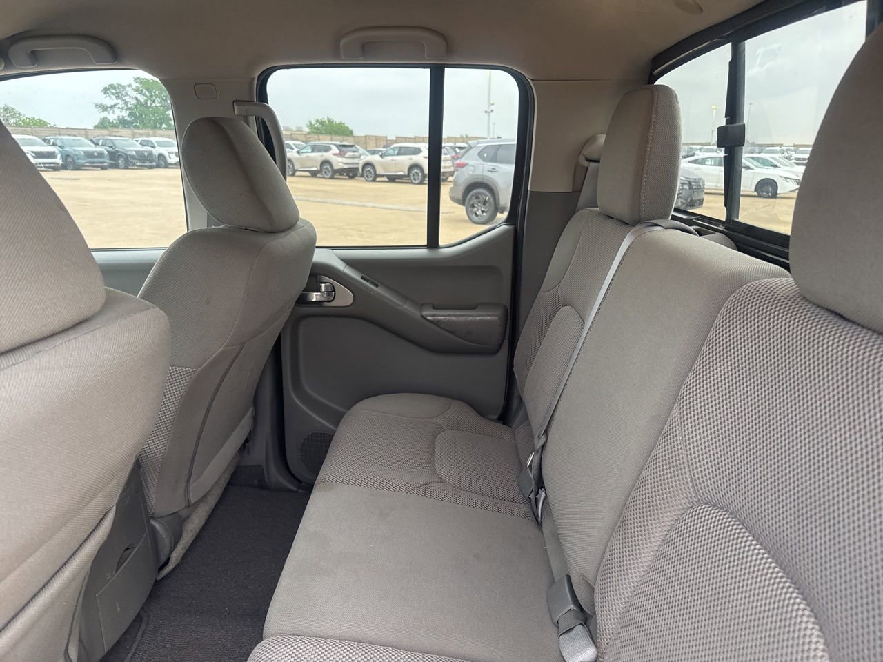 Used 2019 Nissan Frontier SV RWD image 34