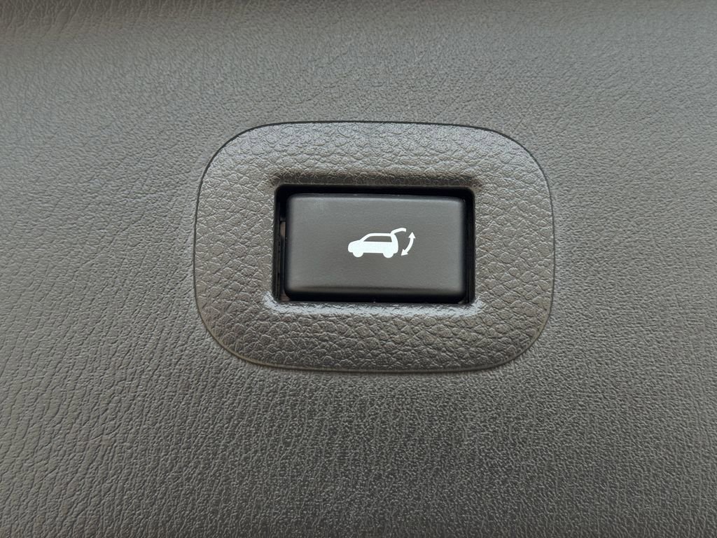 Used 2022 INFINITI QX80 Luxe w/ Cargo Package image 31