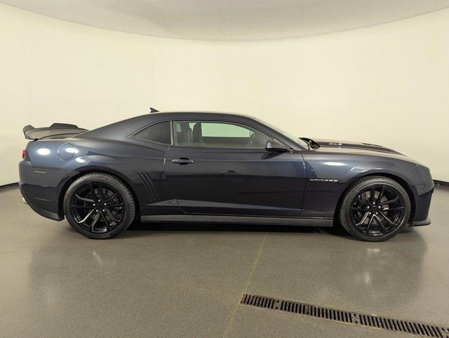 Used 2014 Chevrolet Camaro ZL1 RWD image 6
