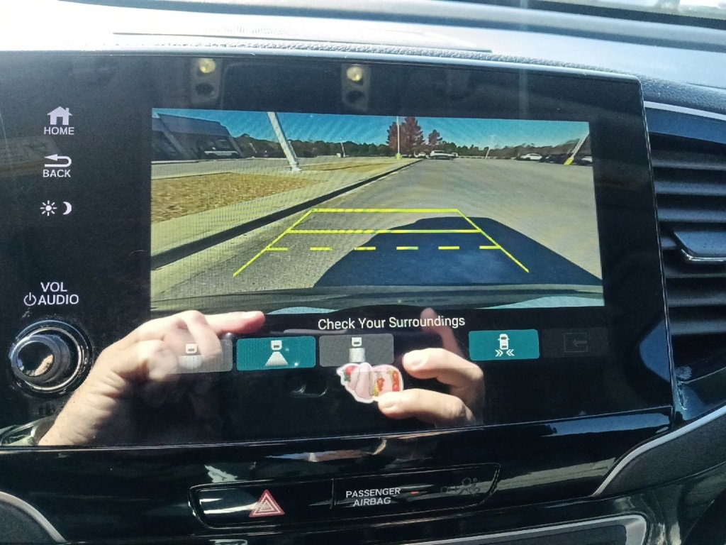 Used 2021 Honda Pilot Elite image 24