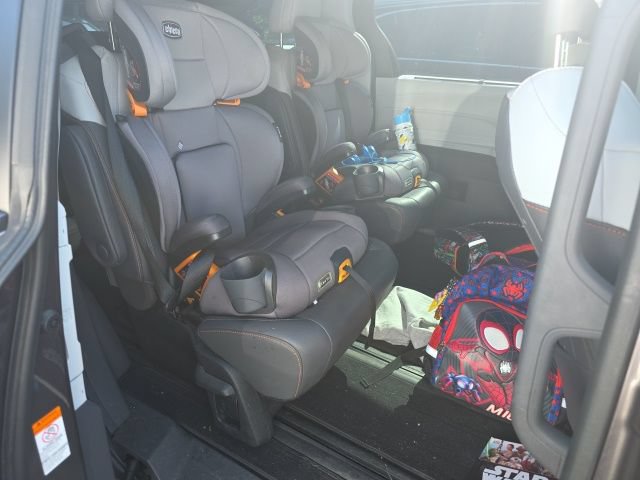 Used 2022 Toyota Sienna XSE w/ XSE Plus Package FWD image 6