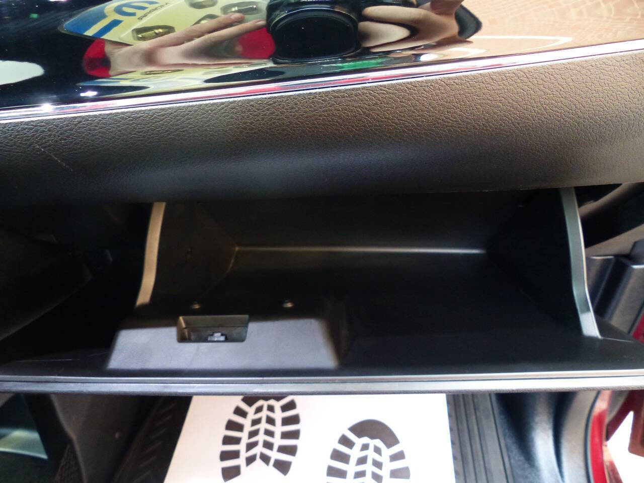 Used 2017 Dodge Grand Caravan SXT w/ Driver Convenience Group image 36