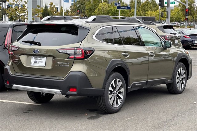 New 2025 Subaru Outback Touring XT image 4