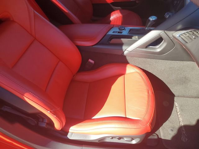 Used 2014 Chevrolet Corvette Base w/ 2LT Preferred Equipment Group image 9