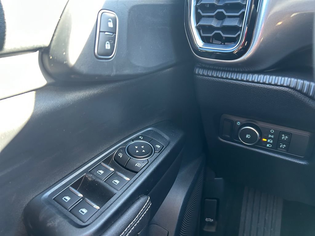 New 2025 Ford Ranger XLT w/ Equipment Group 301A High image 46