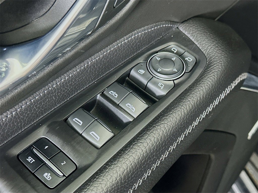 Used 2023 GMC Yukon Denali image 21