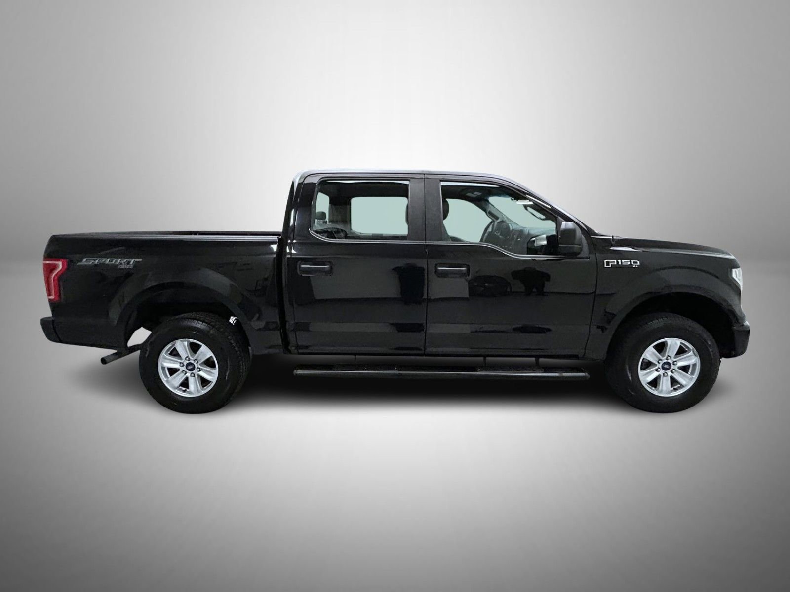 Used 2015 Ford F150 XL w/ Equipment Group 101A Mid image 4