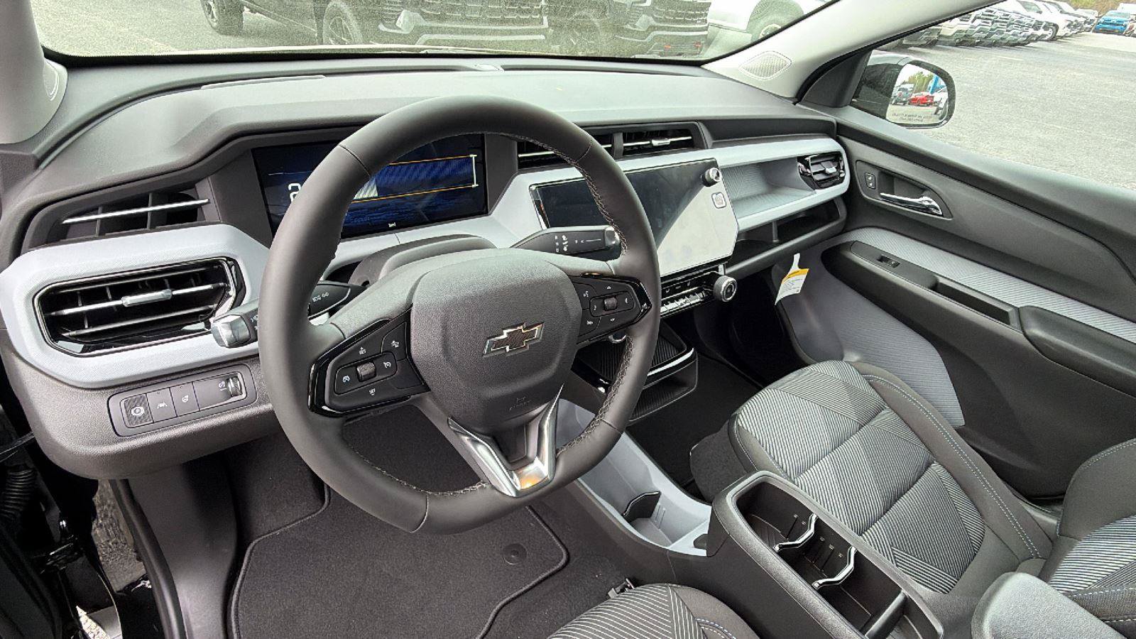New 2027 Chevrolet Bolt LT w/ Comfort Package FWD image 17