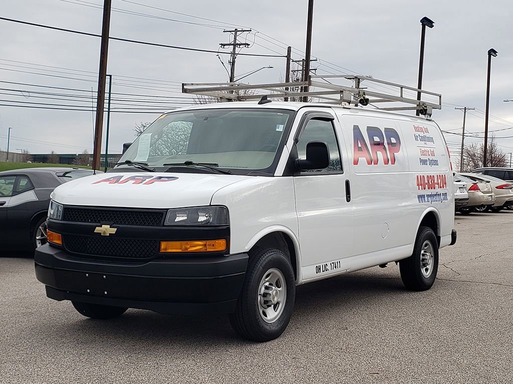 Used 2023 Chevrolet Express 3500 w/ Driver Convenience Package image 1