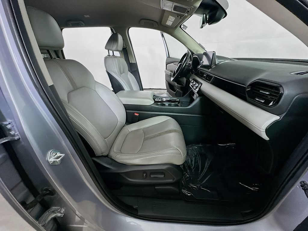 Used 2024 Honda Pilot EX-L image 11