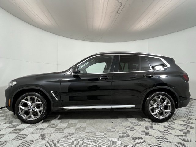 Used 2023 BMW X3 xDrive30i w/ Premium Package w/ZPA image 4