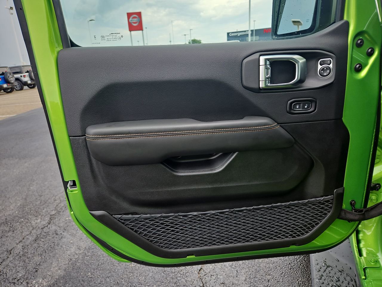 New 2025 Jeep Gladiator Sport image 18