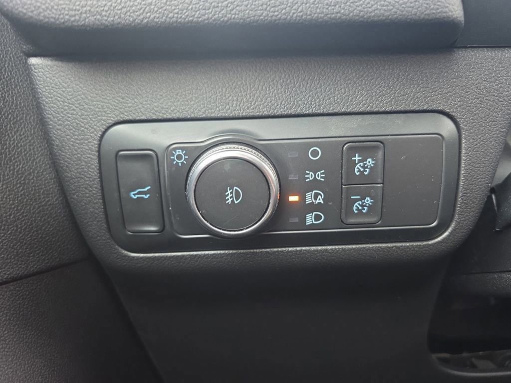 Certified 2022 Ford Escape Titanium w/ Titanium Elite Package image 41