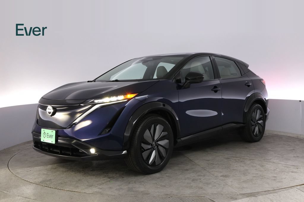 Used 2024 Nissan Ariya AWD image 2