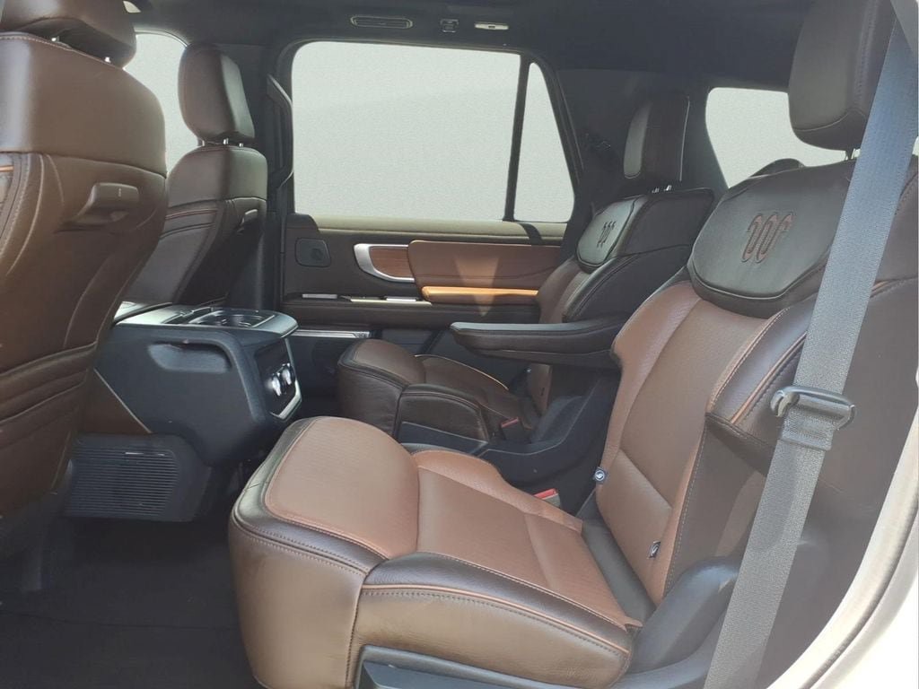 Used 2025 Ford Expedition King Ranch AWD/4WD image 15