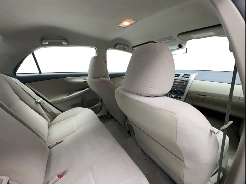 Used 2011 Toyota Corolla LE FWD image 25