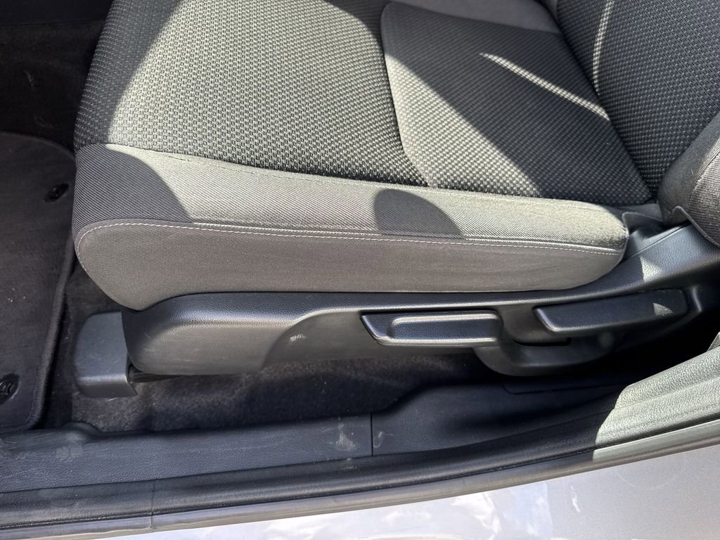 Used 2022 Honda HR-V EX image 41