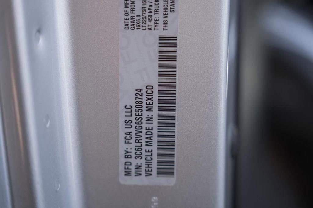 New 2025 RAM ProMaster 2500 w/ Quick Order Package 22G SLT image 33