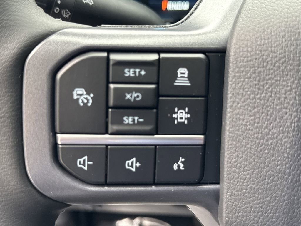 New 2026 Ford F350 Lariat w/ Black Appearance Package image 25