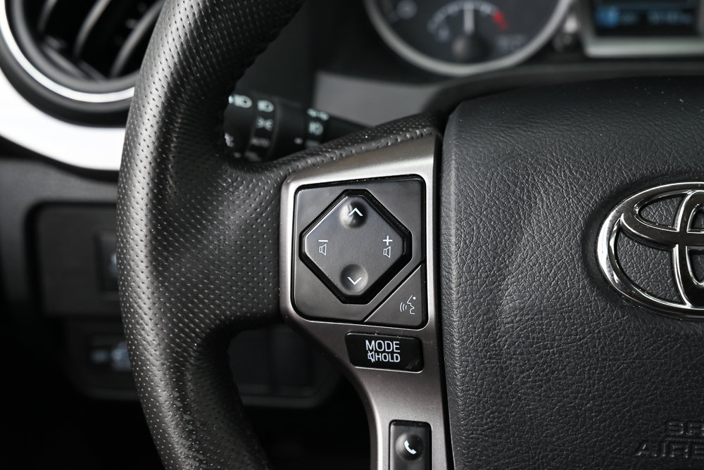Used 2023 Toyota Tacoma SR5 w/ Technology Package RWD image 17