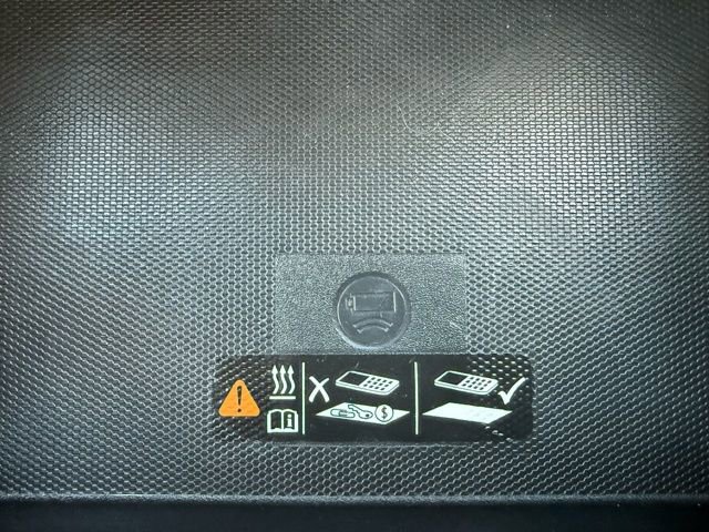 Used 2022 GMC Yukon SLT w/ SLT Luxury Package image 33