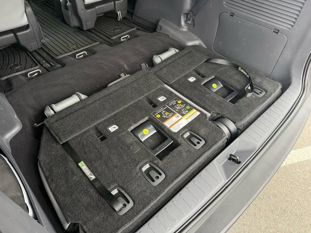 Certified 2024 Toyota Sienna XLE image 40
