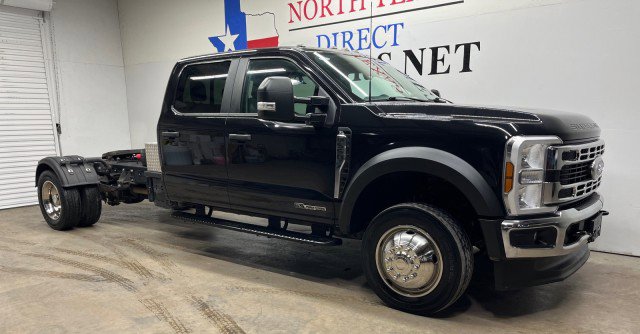 Used 2024 Ford F550 4x4 Crew Cab Super Duty image 3