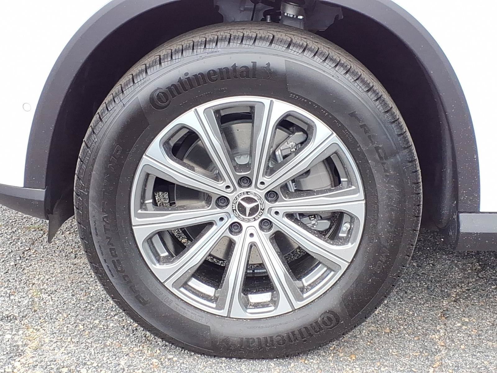 New 2026 Mercedes-Benz GLC 300 image 11