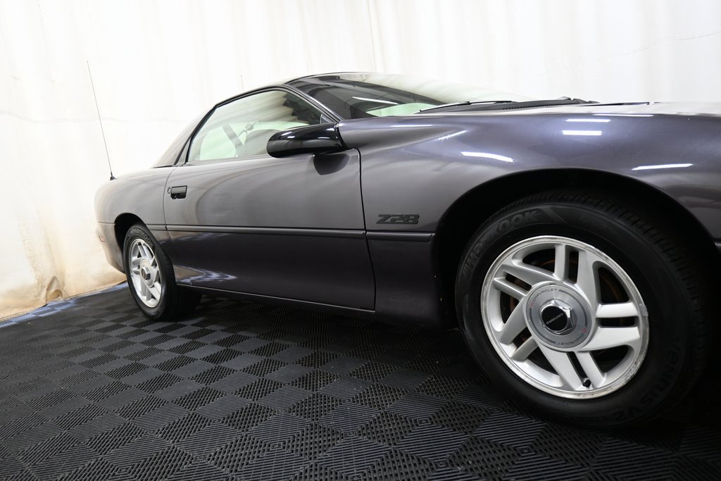Used 1993 Chevrolet Camaro Z28 image 12
