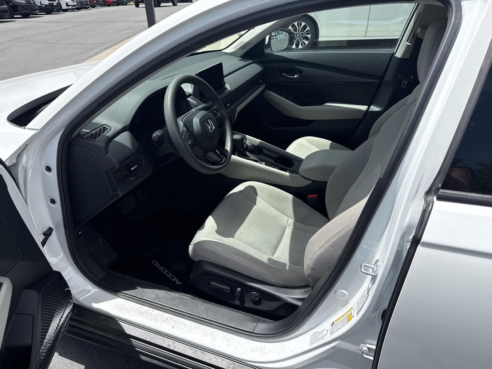 Certified 2023 Honda Accord EX image 14