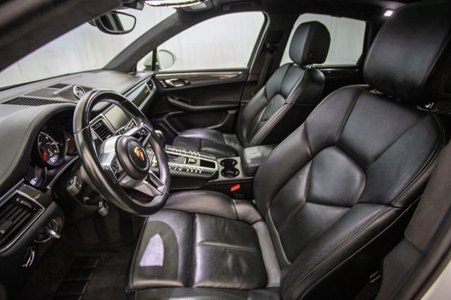 Used 2015 Porsche Macan Turbo image 18